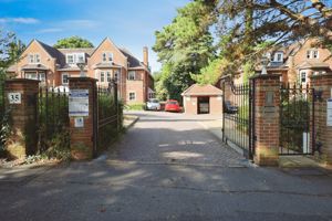 Photo 10- click for photo gallery